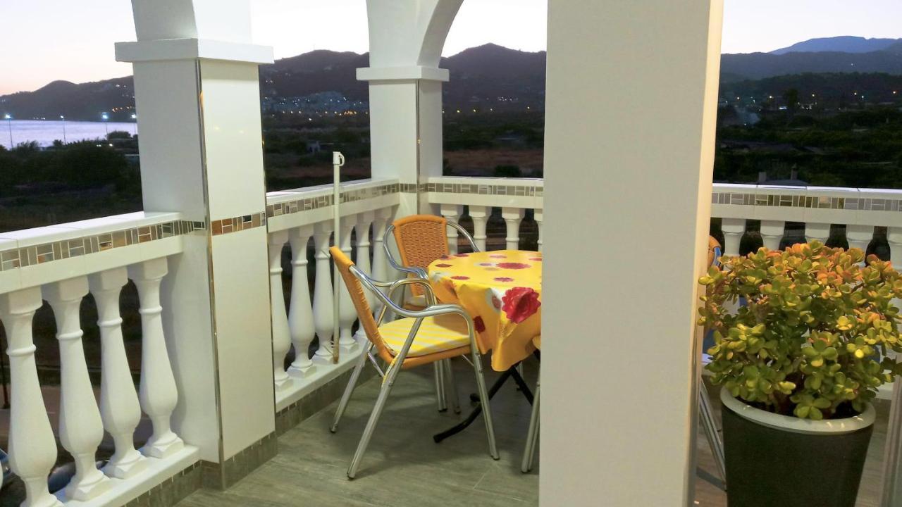 Apartamentos Starnerja En Stella Maris 外观 照片